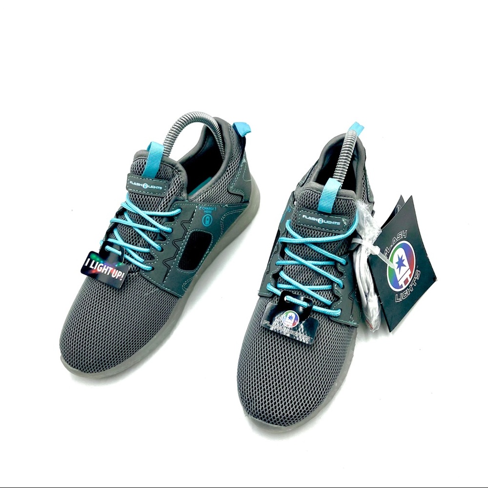 NWT Flash Lights Big Girls Athletic Running Shoes